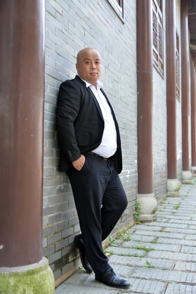 ��������